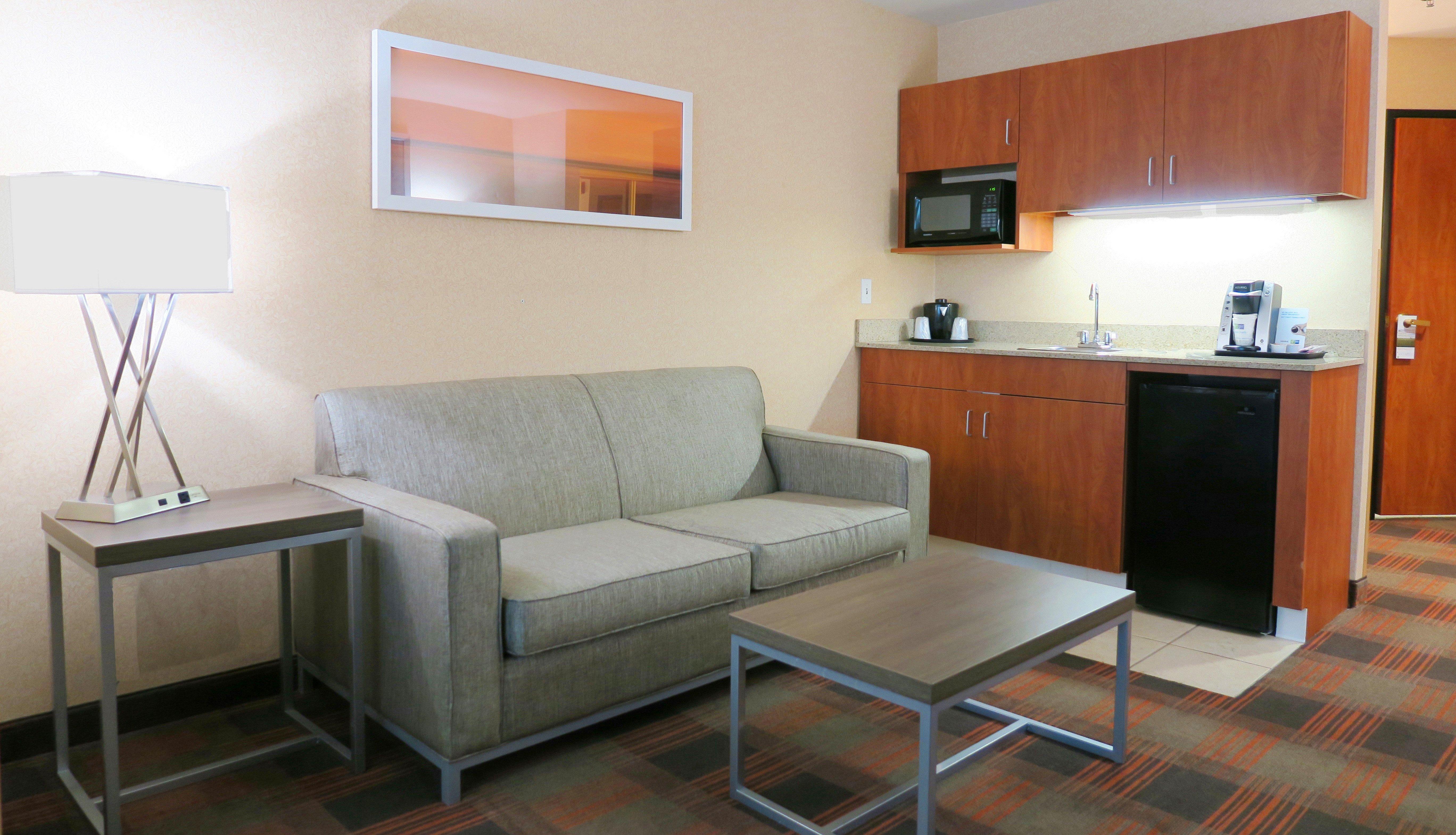 Holiday Inn Express & Suites Elk Grove Central - Hwy 99 By Ihg Εξωτερικό φωτογραφία