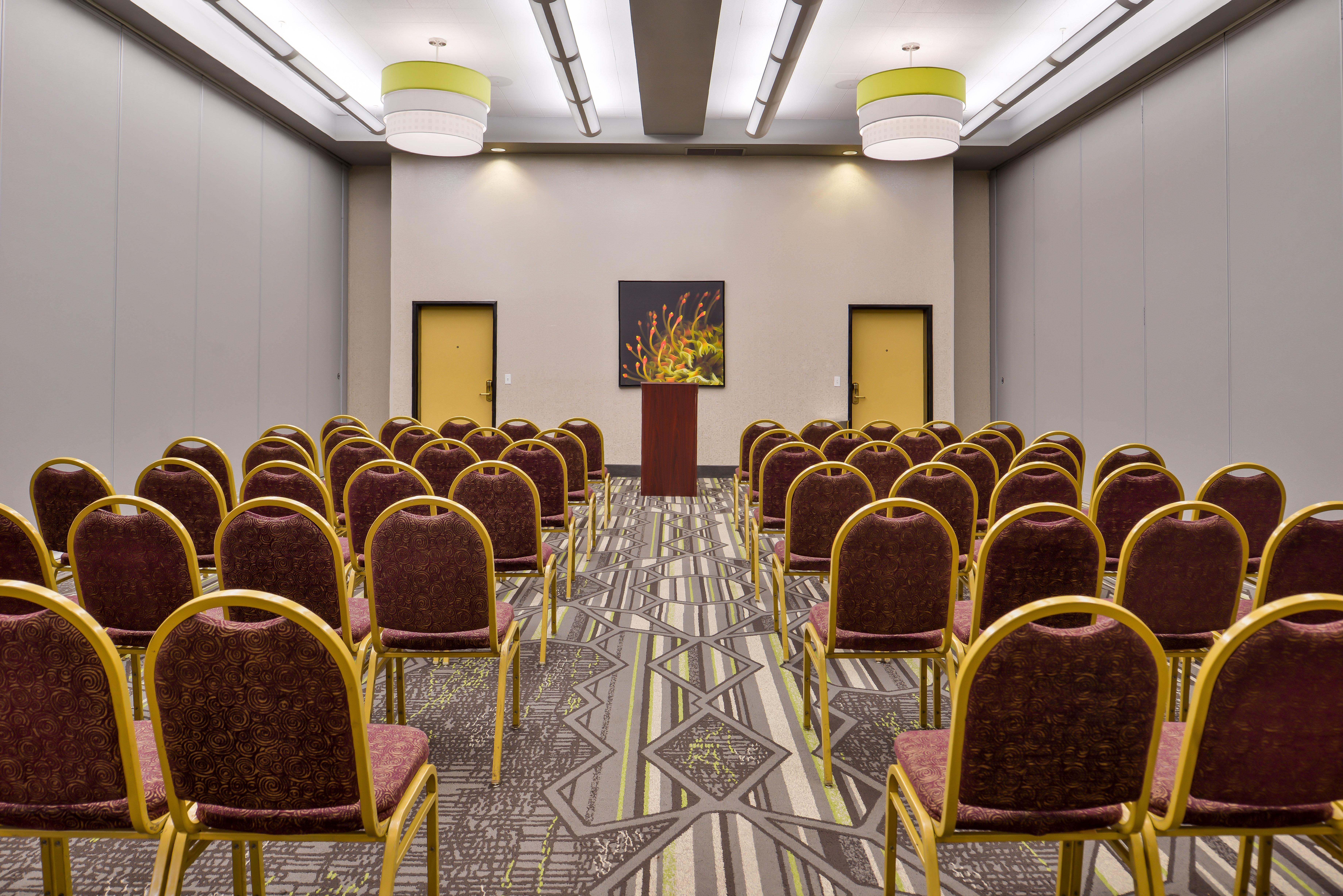 Holiday Inn Express & Suites Elk Grove Central - Hwy 99 By Ihg Εξωτερικό φωτογραφία